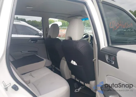 2013 Subaru Forester 2.5X Premium из США, поврежденный, VIN JF2SHADC5DH437741